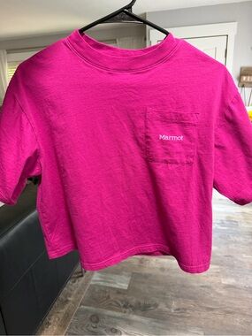 Marmot Cropped Tee Fuchsia (Small)
